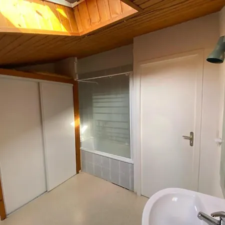 Maison Calme Avec Piscine, 3 Chambres, - Fr-1-413-114 *