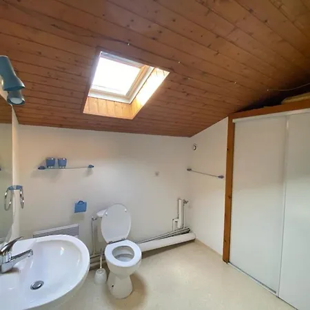 Maison Calme Avec Piscine, 3 Chambres, - Fr-1-413-114