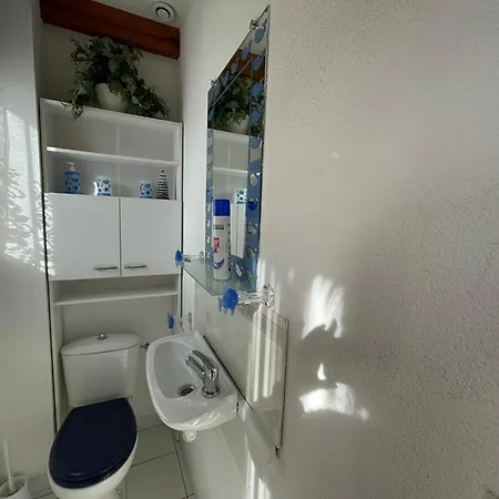빌라 Maison Calme Avec Piscine, 3 Chambres, - Fr-1-413-114 카브레톤