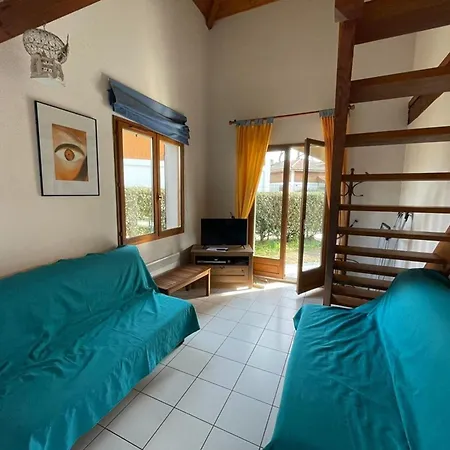 Maison Calme Avec Piscine, 3 Chambres, - Fr-1-413-114 빌라 카브레톤
