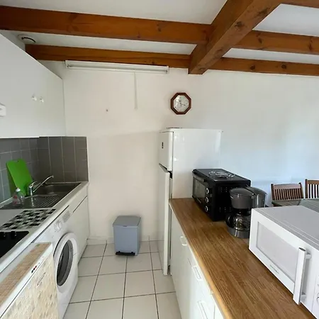 Maison Calme Avec Piscine, 3 Chambres, - Fr-1-413-114 빌라